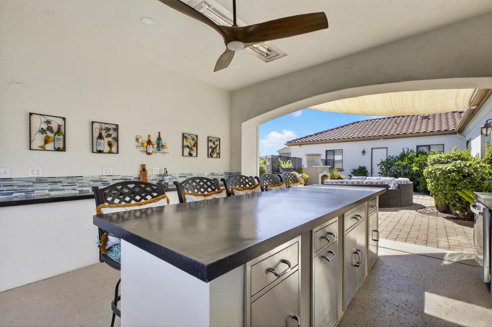 8712 Wentworth Court