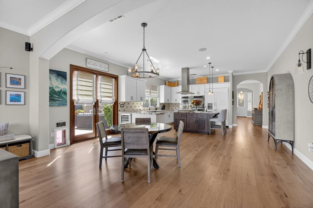 8712 Wentworth Court