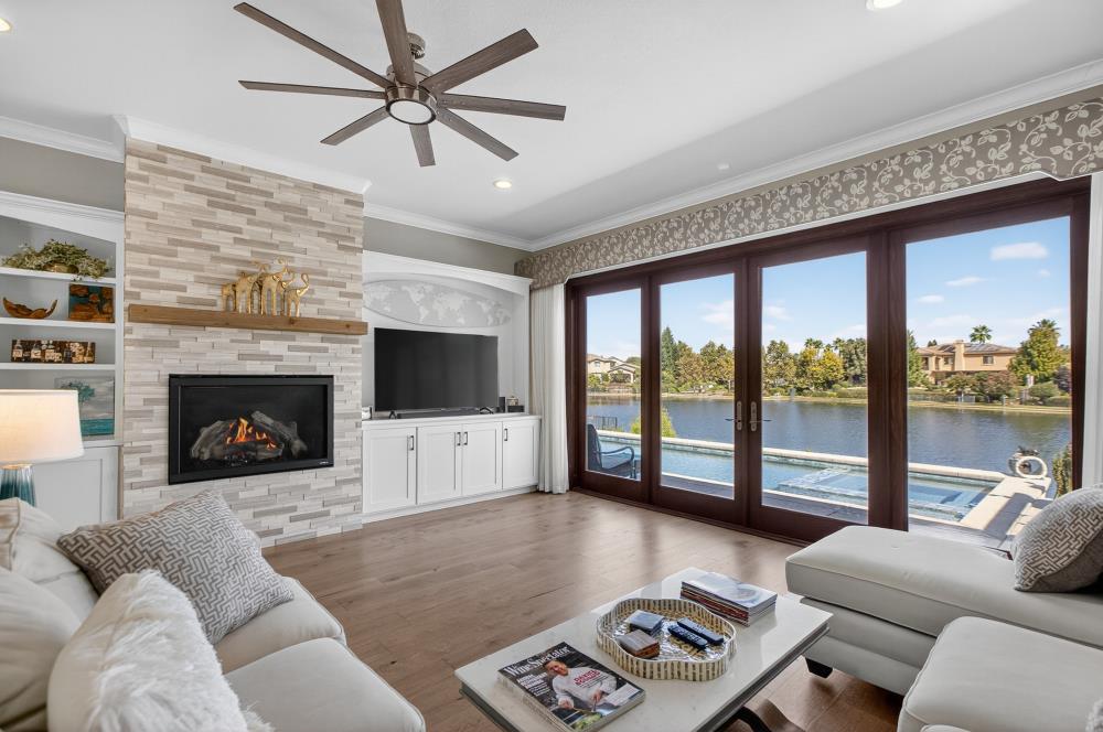 8712 Wentworth Court