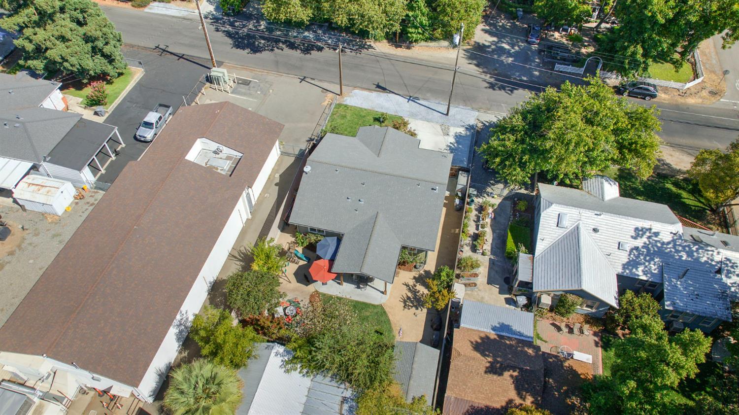 5924 Walnut Street