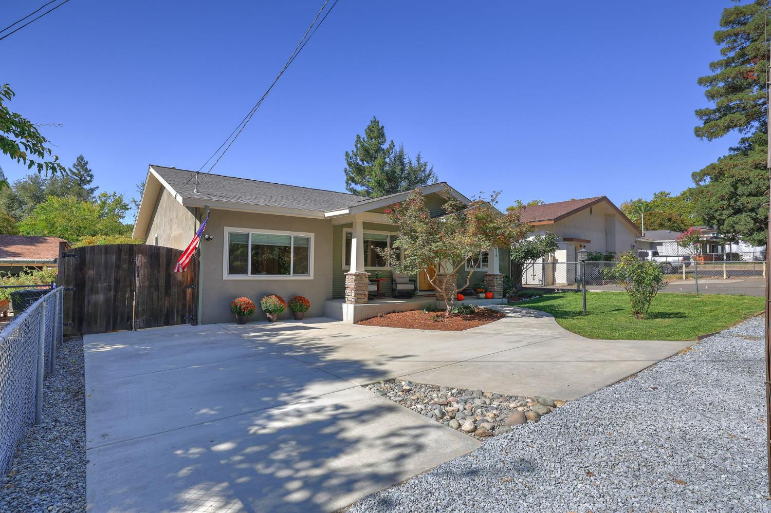 5924 Walnut Street