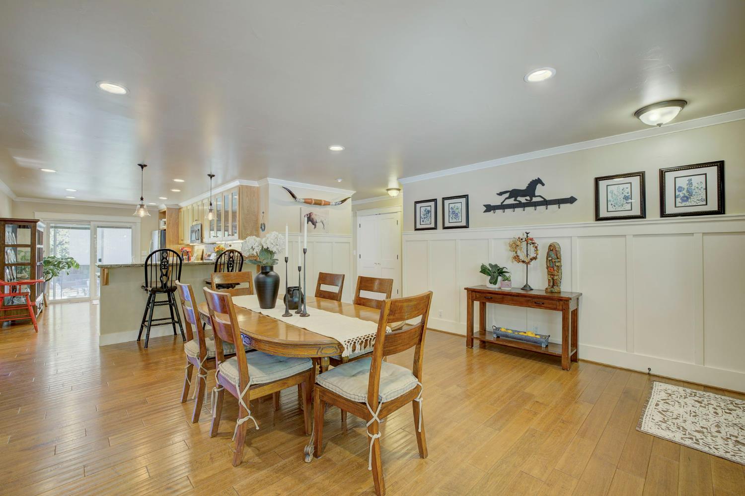 5924 Walnut Street