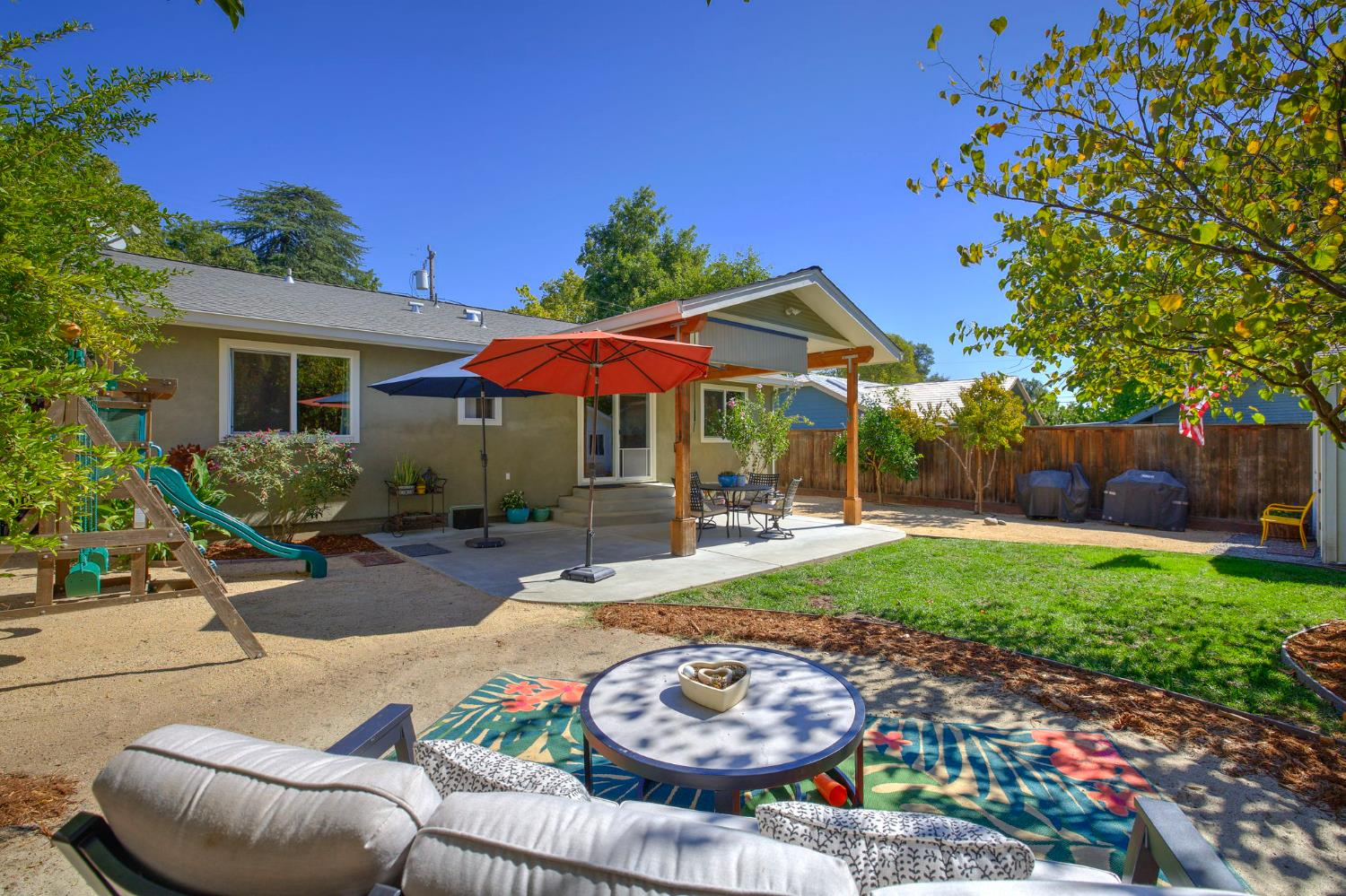 5924 Walnut Street