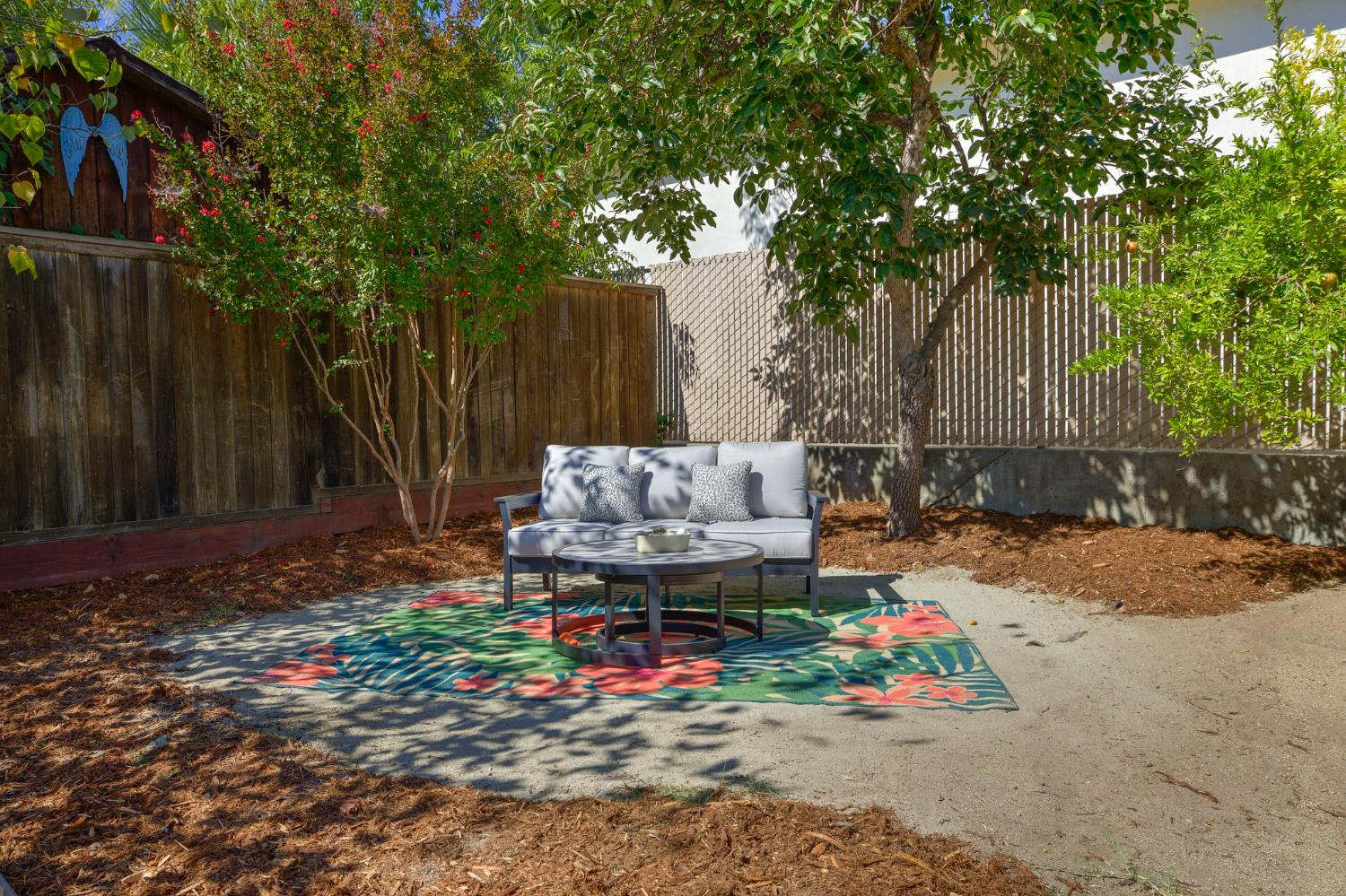 5924 Walnut Street
