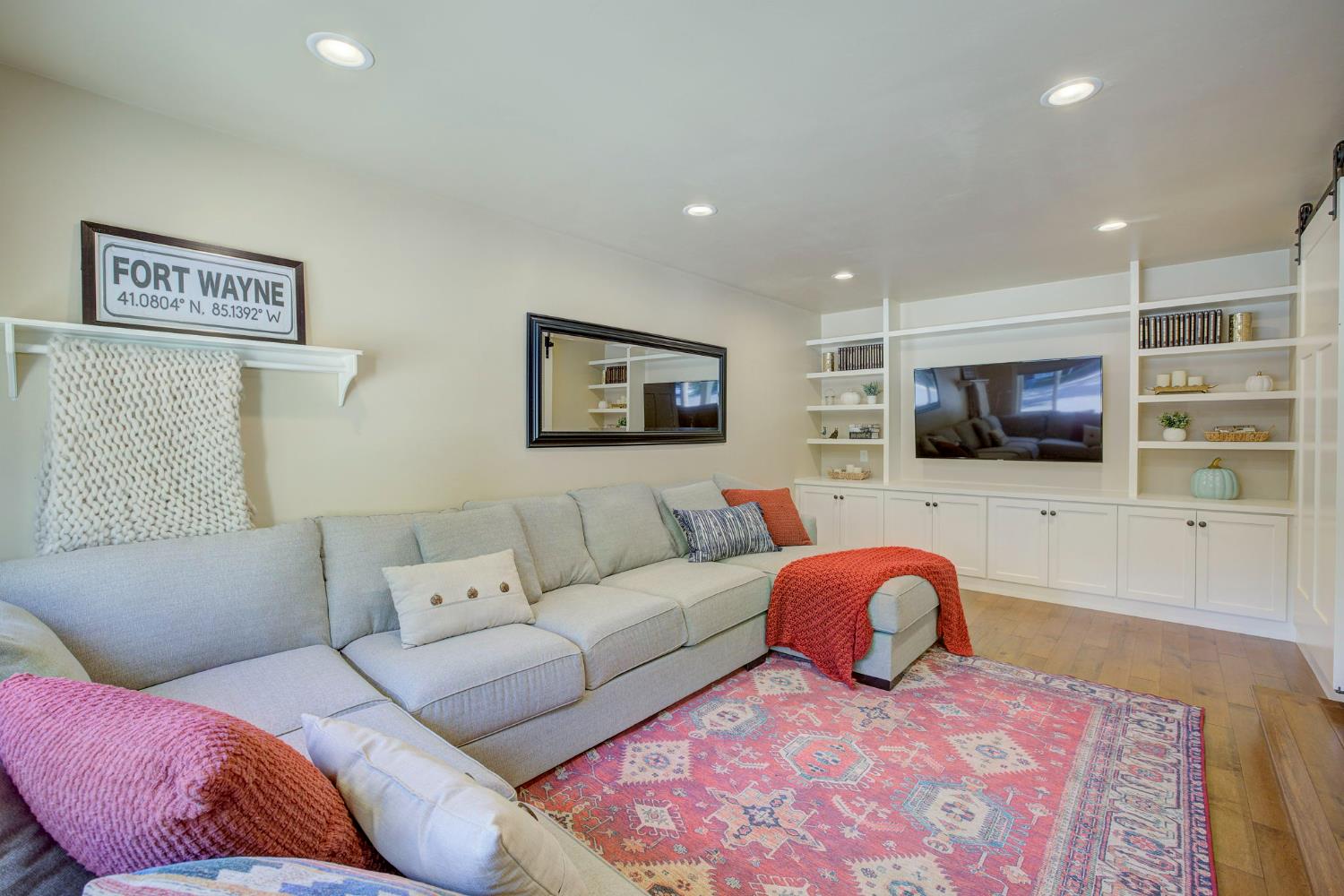 5924 Walnut Street