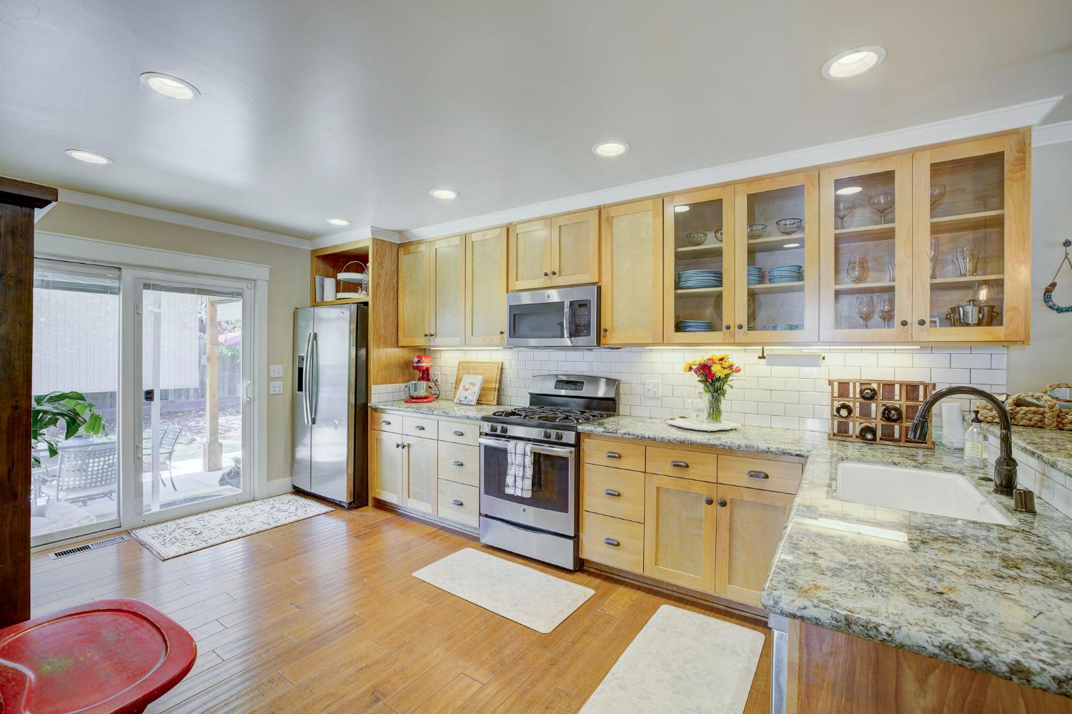 5924 Walnut Street