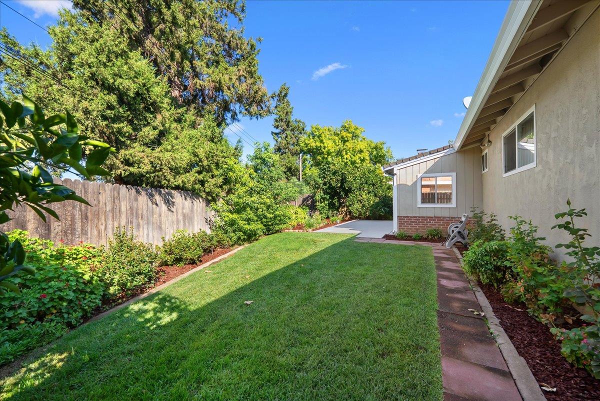 5301 Baumgart Way