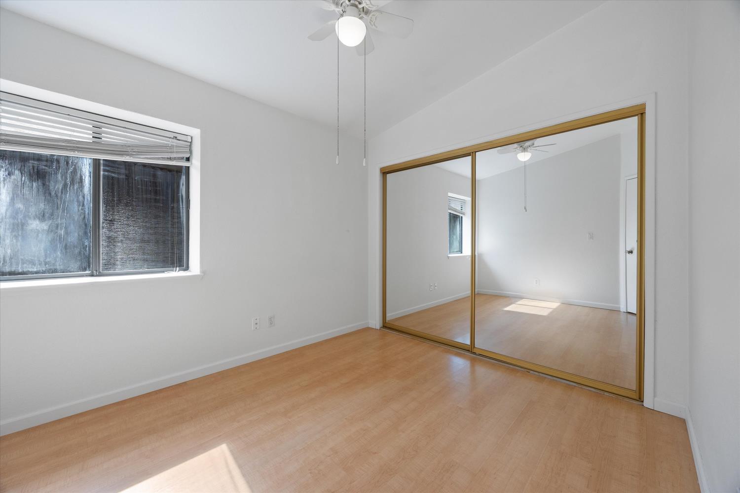 1002 Wabash Court