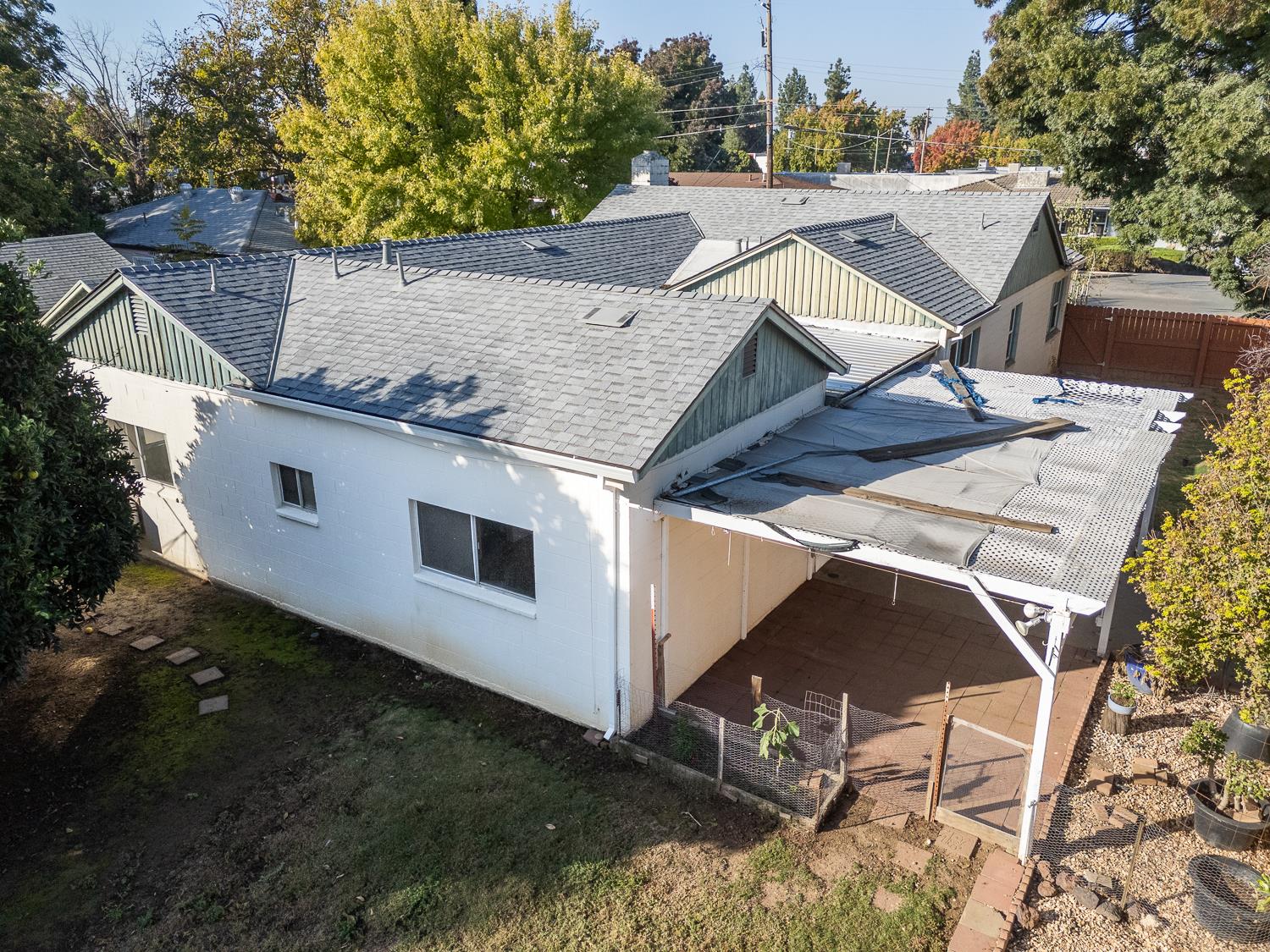 353 N Lawrence Avenue