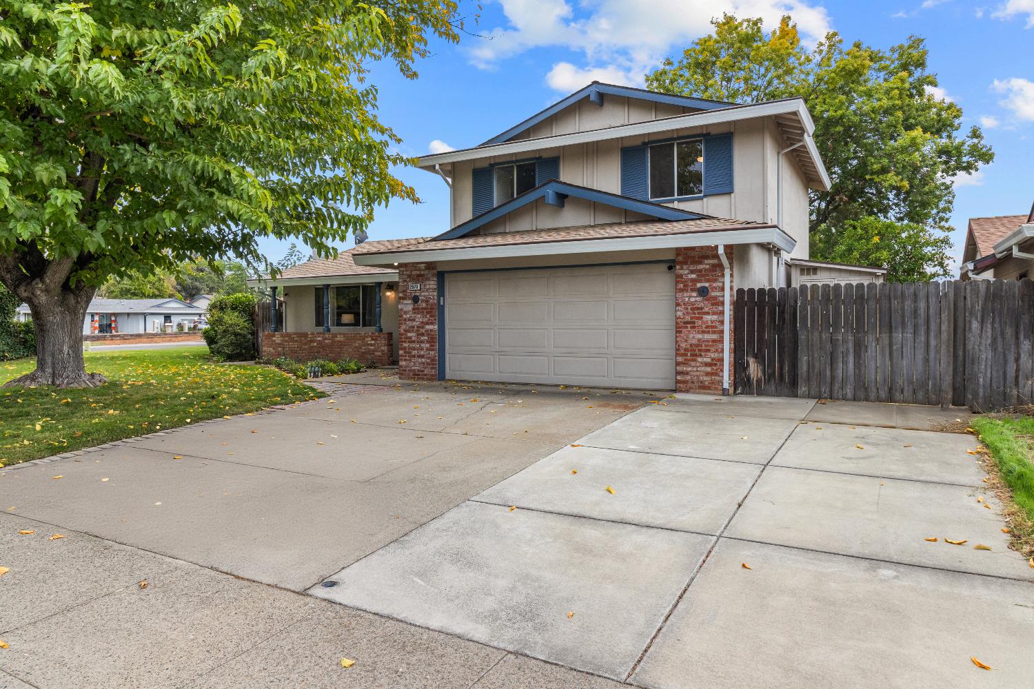 2570 Warrego Way