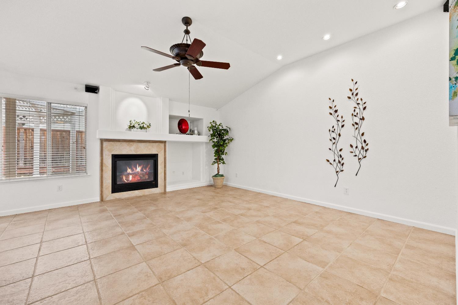 1209 Camino Capistrano