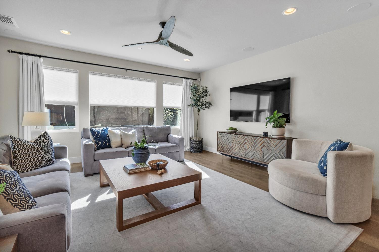 2192 Ranch View Drive