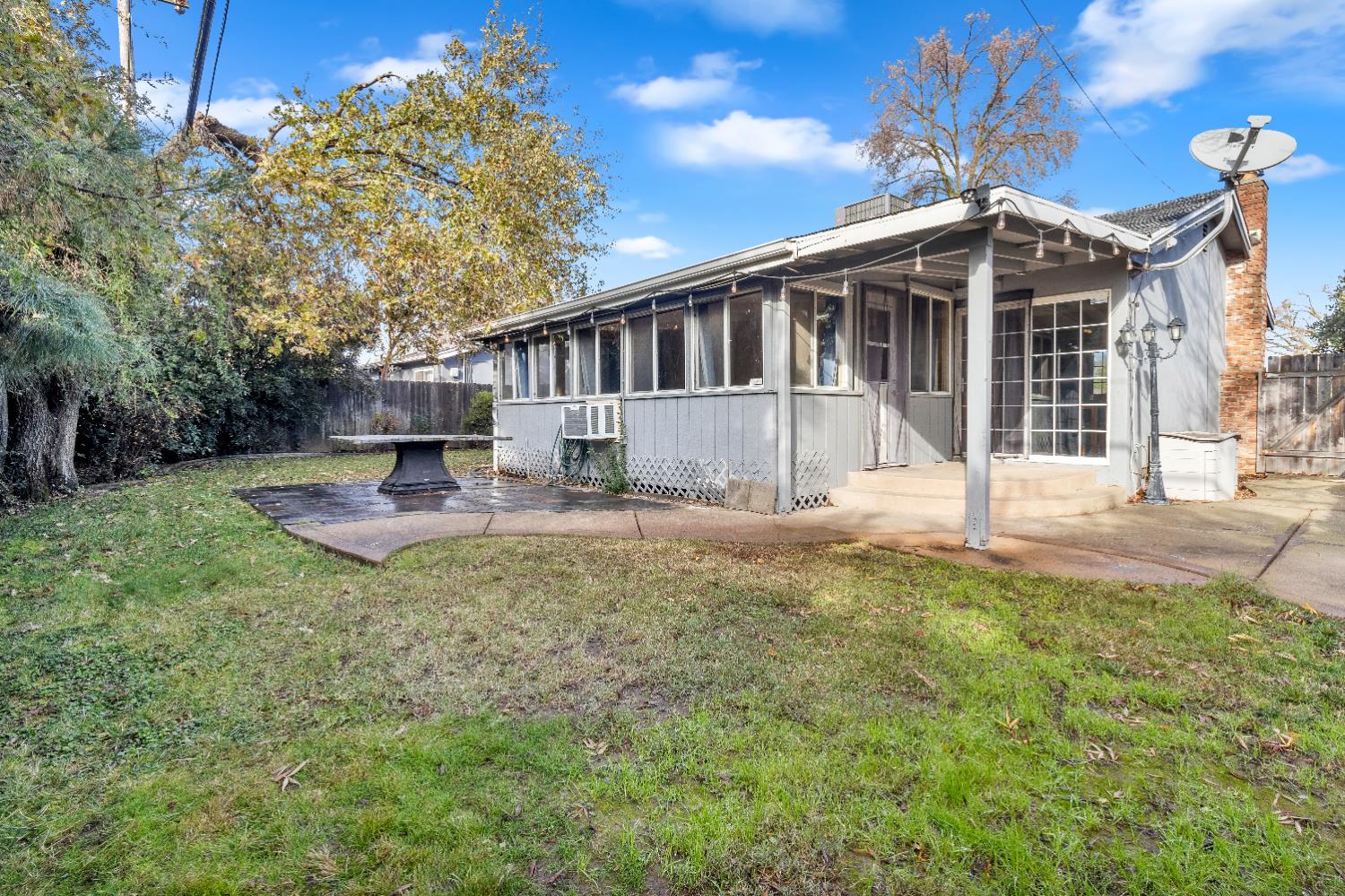 8570 Everglade Drive