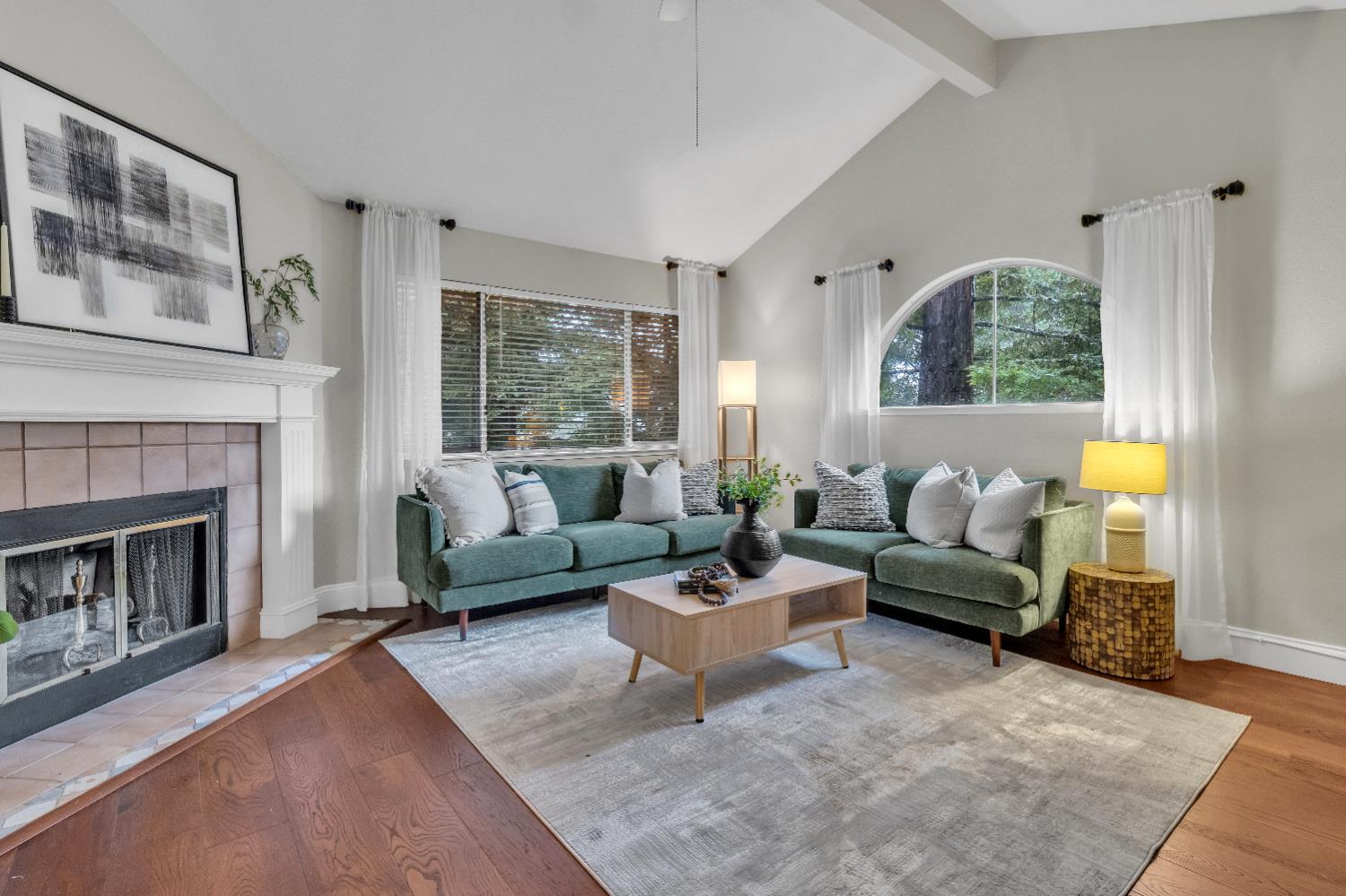 231 Live Oak Circle 2