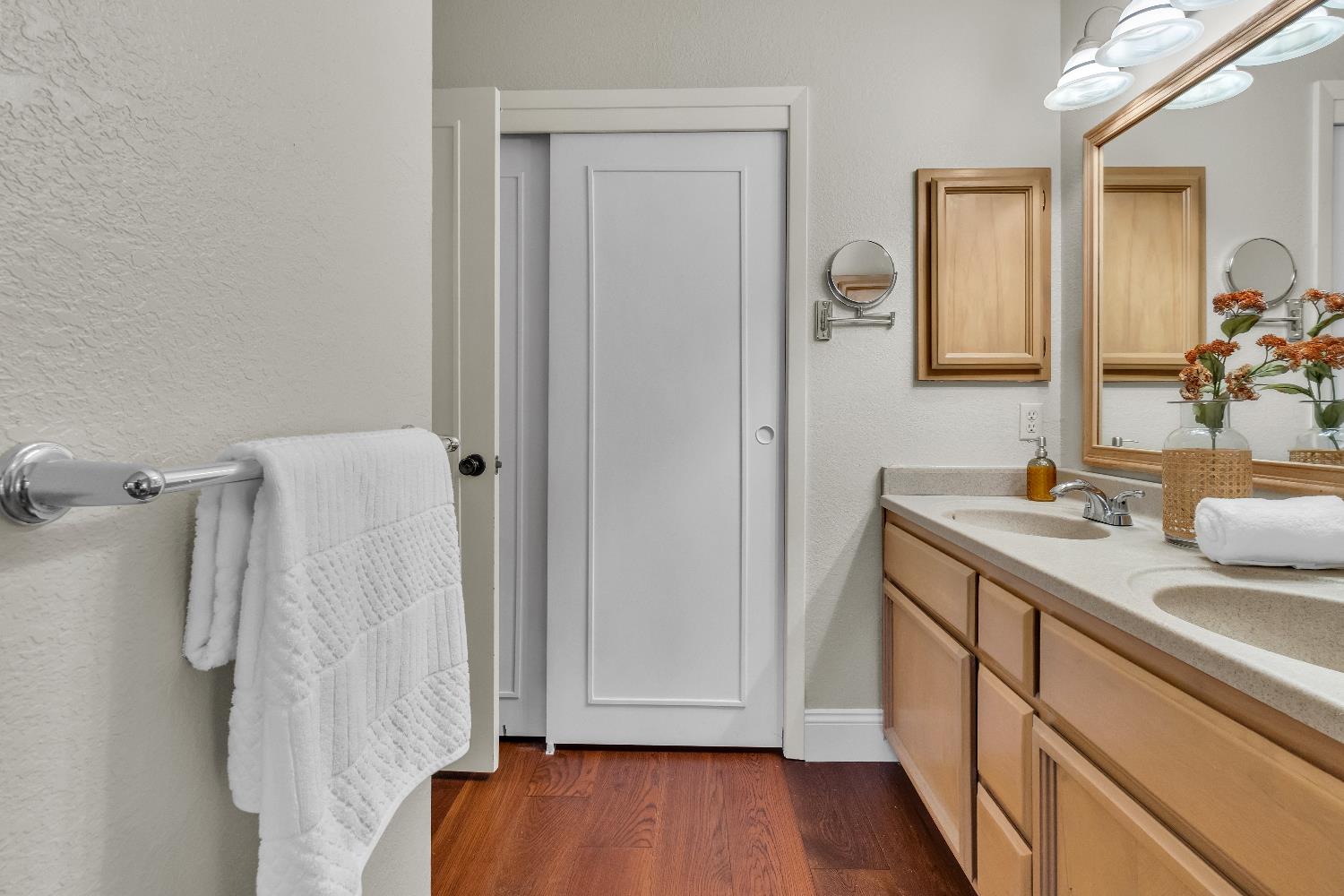 231 Live Oak Circle 2