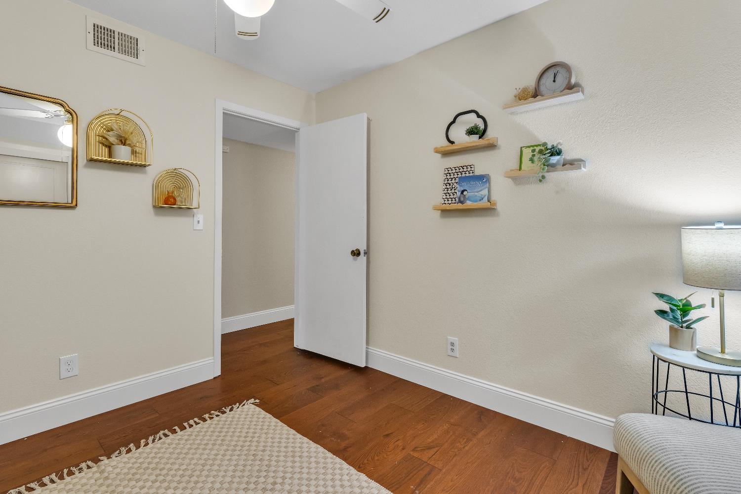 231 Live Oak Circle 2
