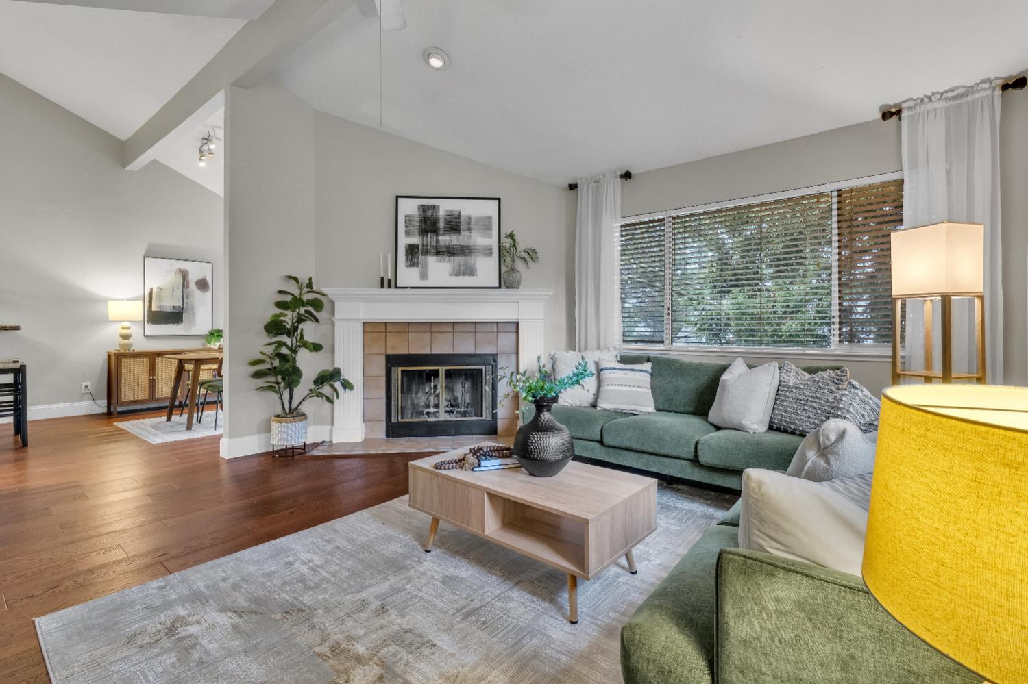 231 Live Oak Circle 2