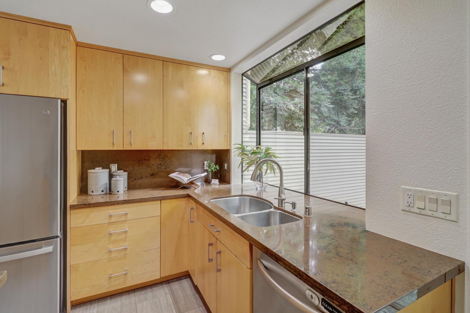 476 Wyndgate Road