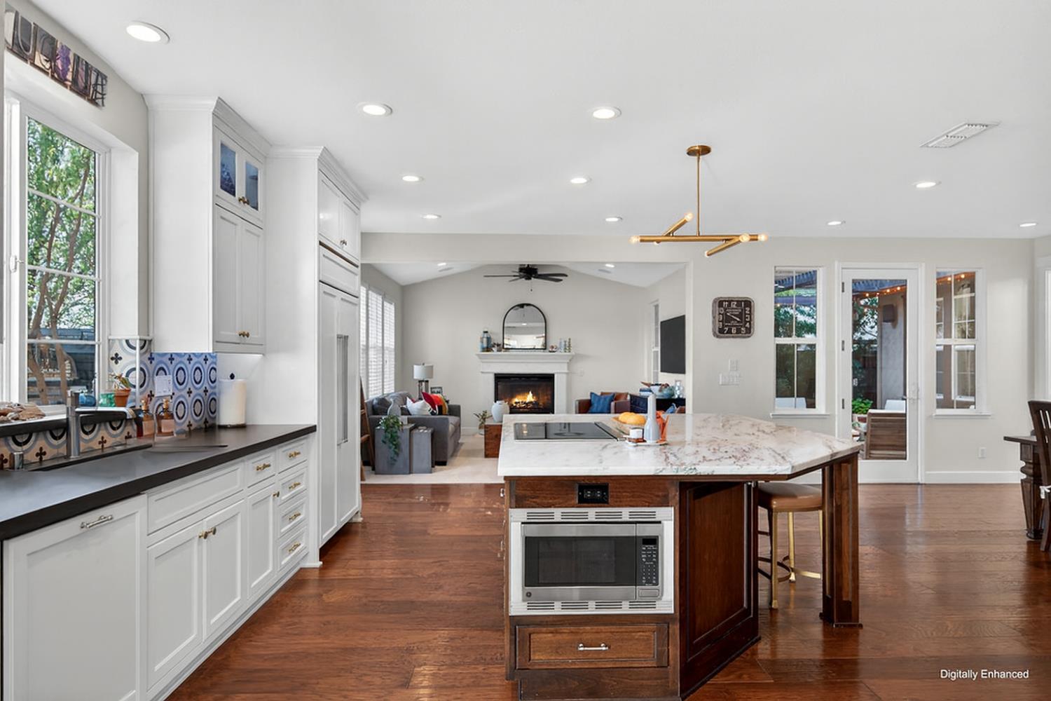 2196 Red Setter Road