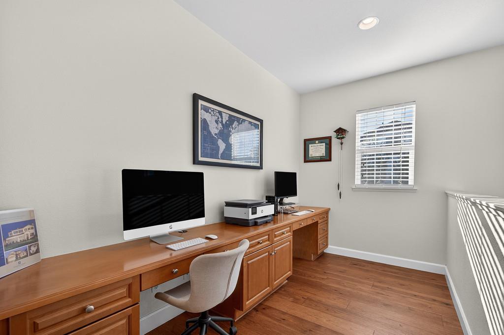 2196 Red Setter Road
