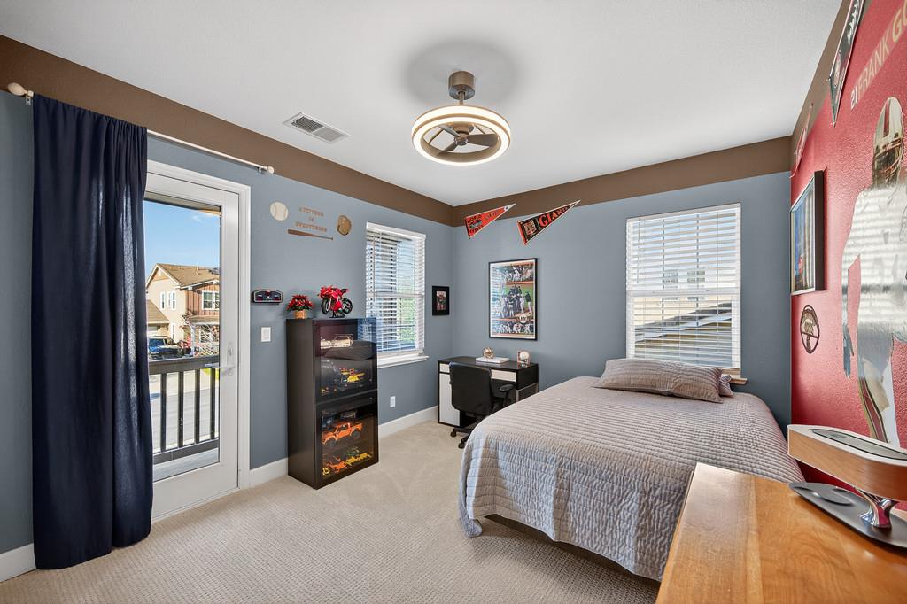 2196 Red Setter Road