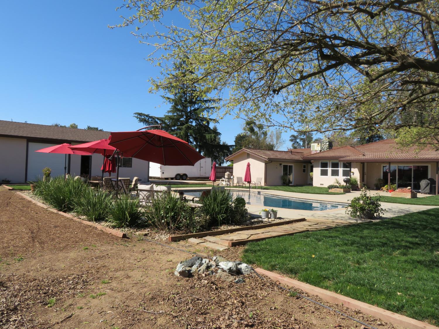 4900 Pleasant Valley Road