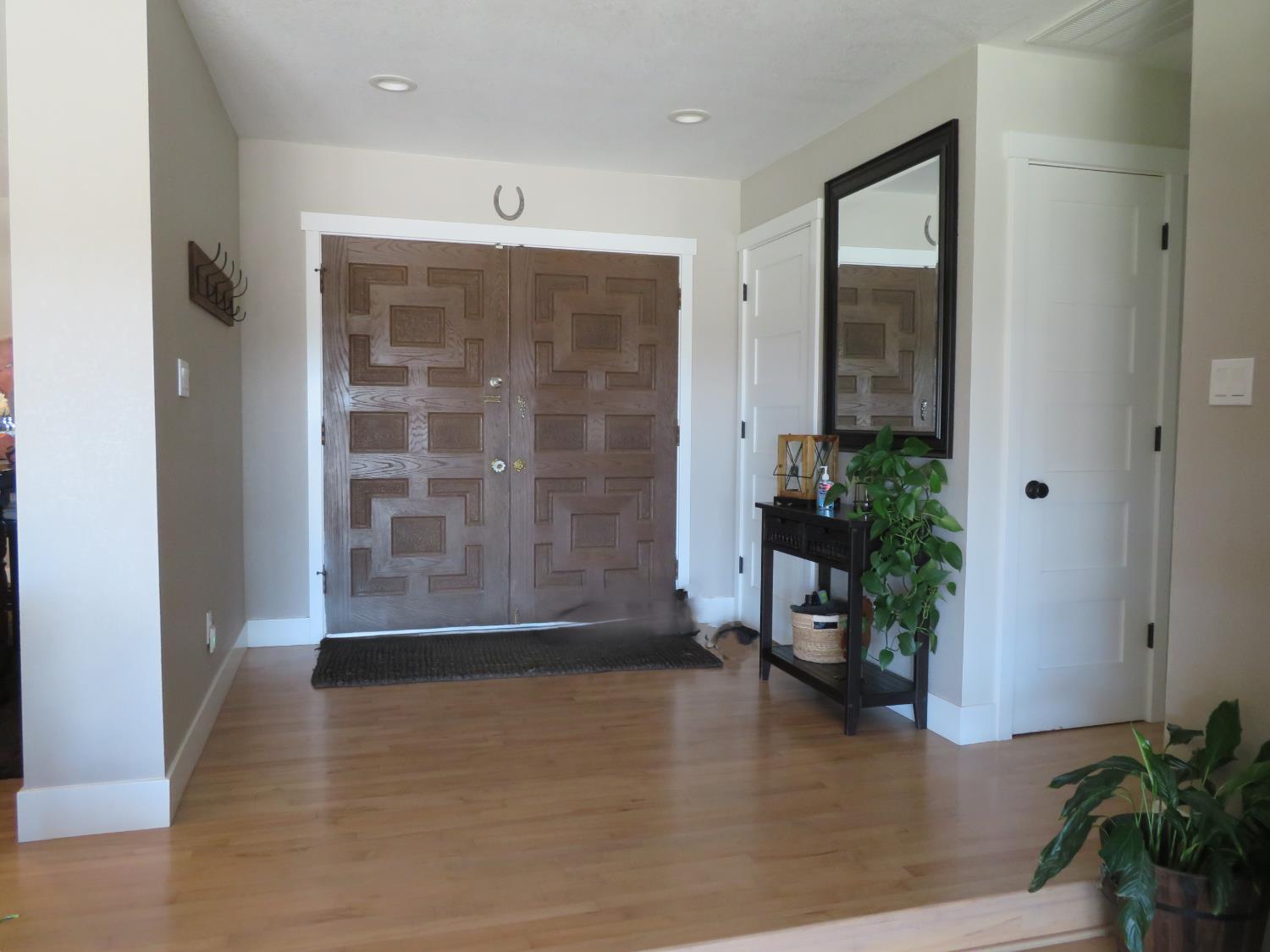 4900 Pleasant Valley Road
