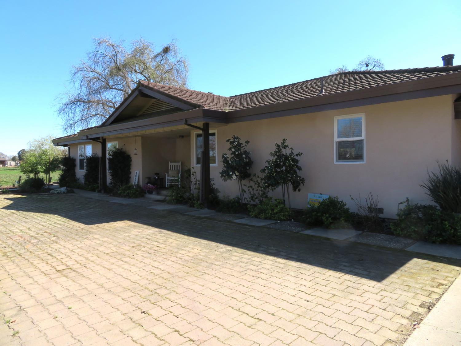 4900 Pleasant Valley Road