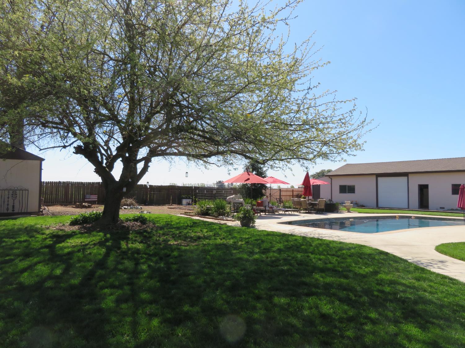 4900 Pleasant Valley Road