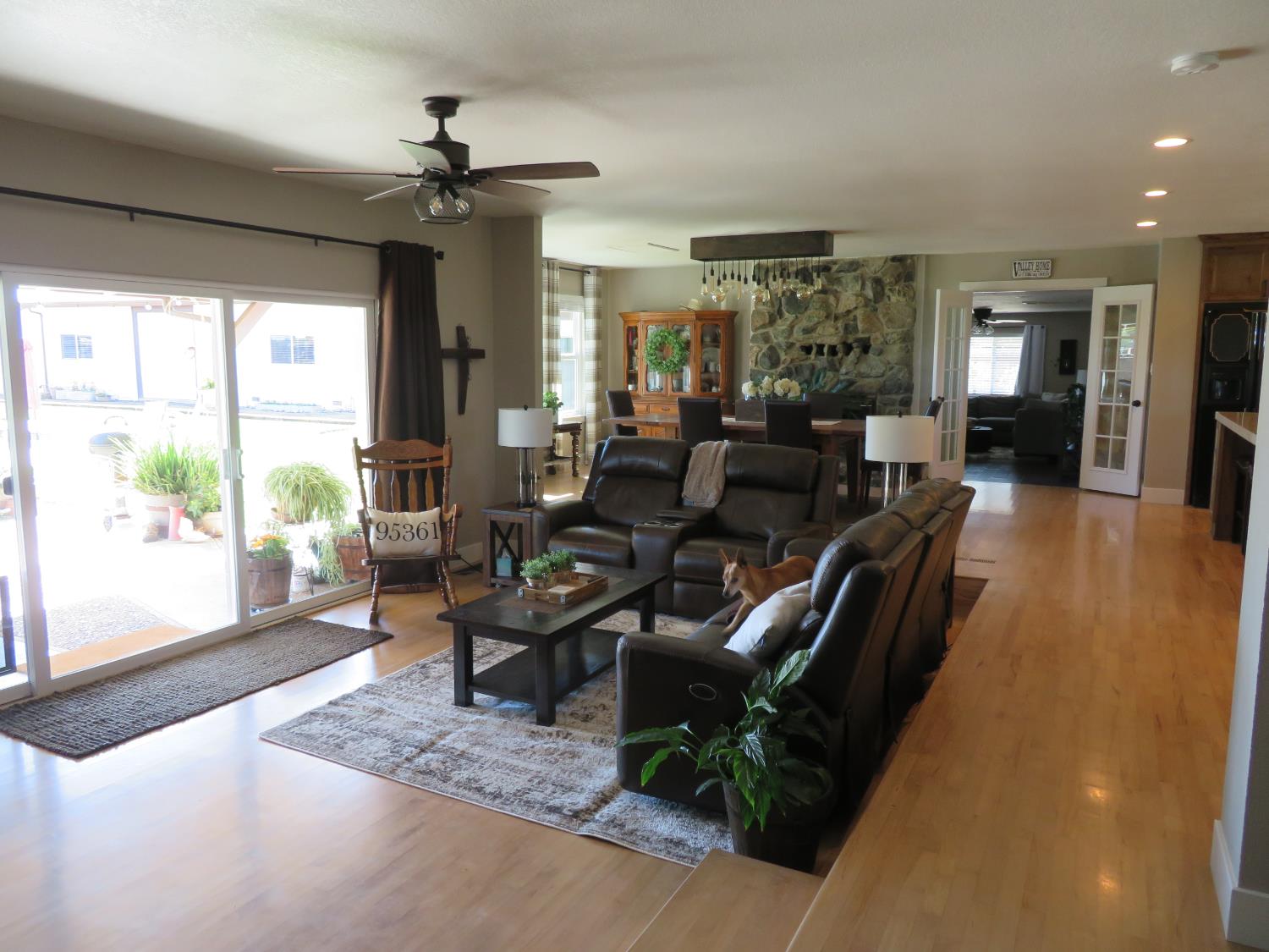 4900 Pleasant Valley Road