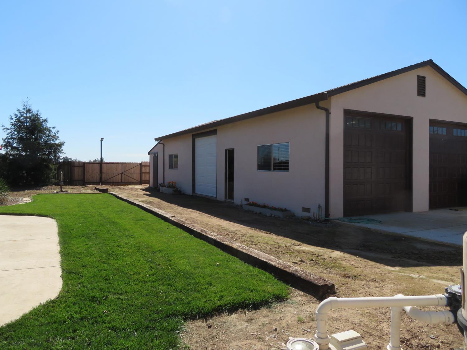 4900 Pleasant Valley Road