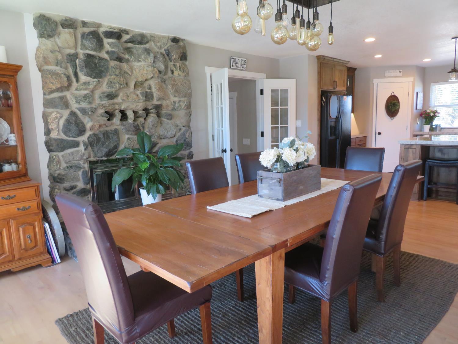 4900 Pleasant Valley Road