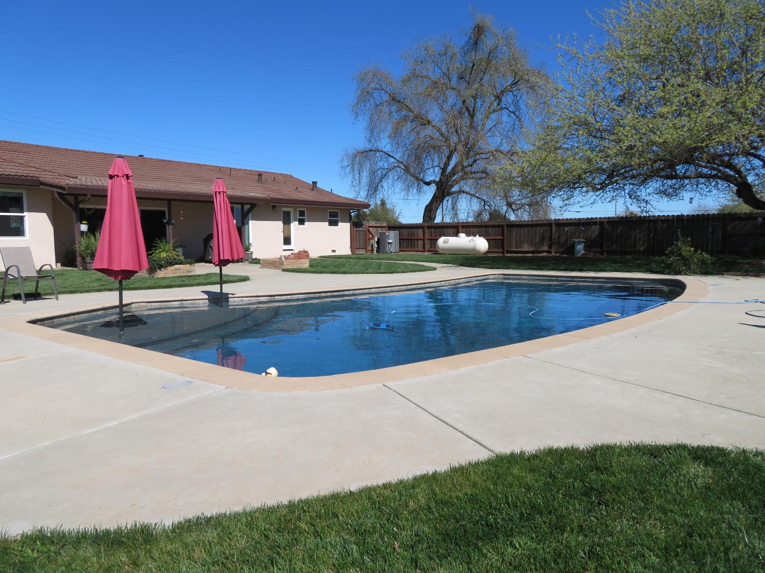 4900 Pleasant Valley Road