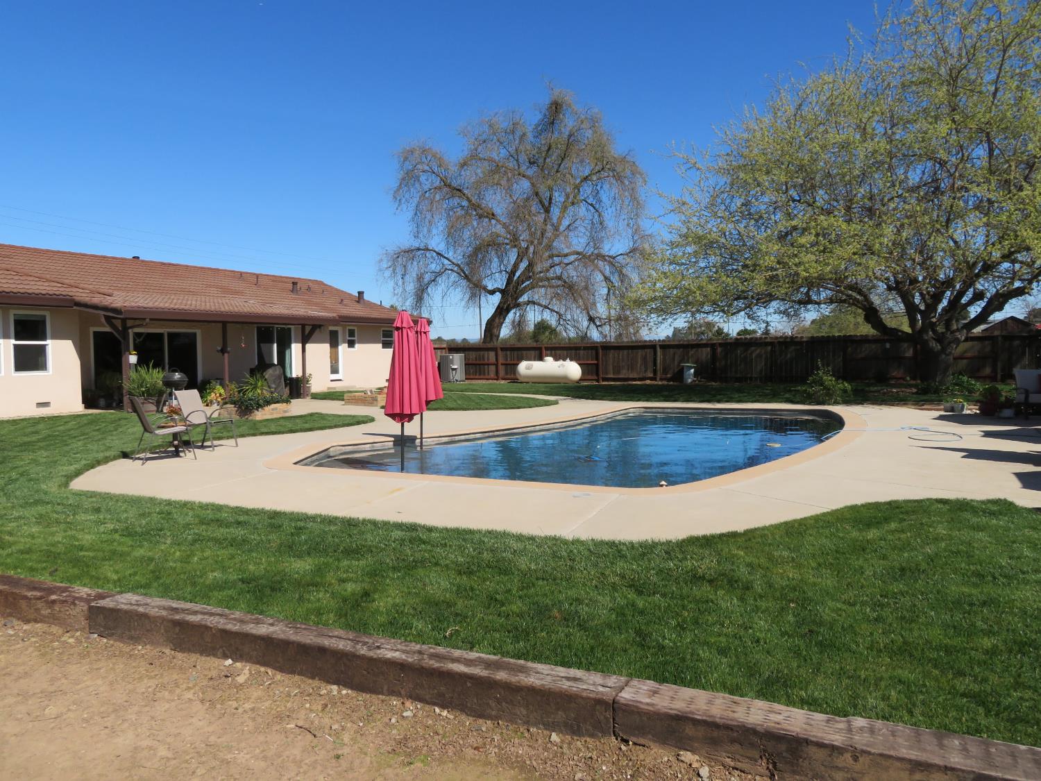 4900 Pleasant Valley Road