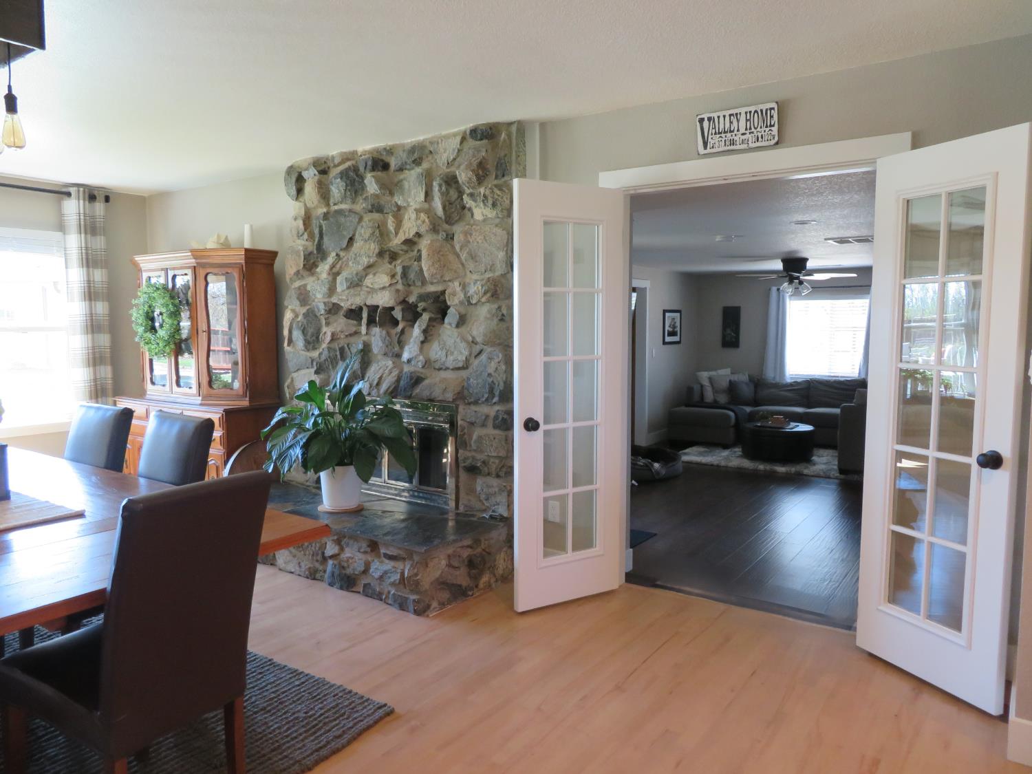 4900 Pleasant Valley Road