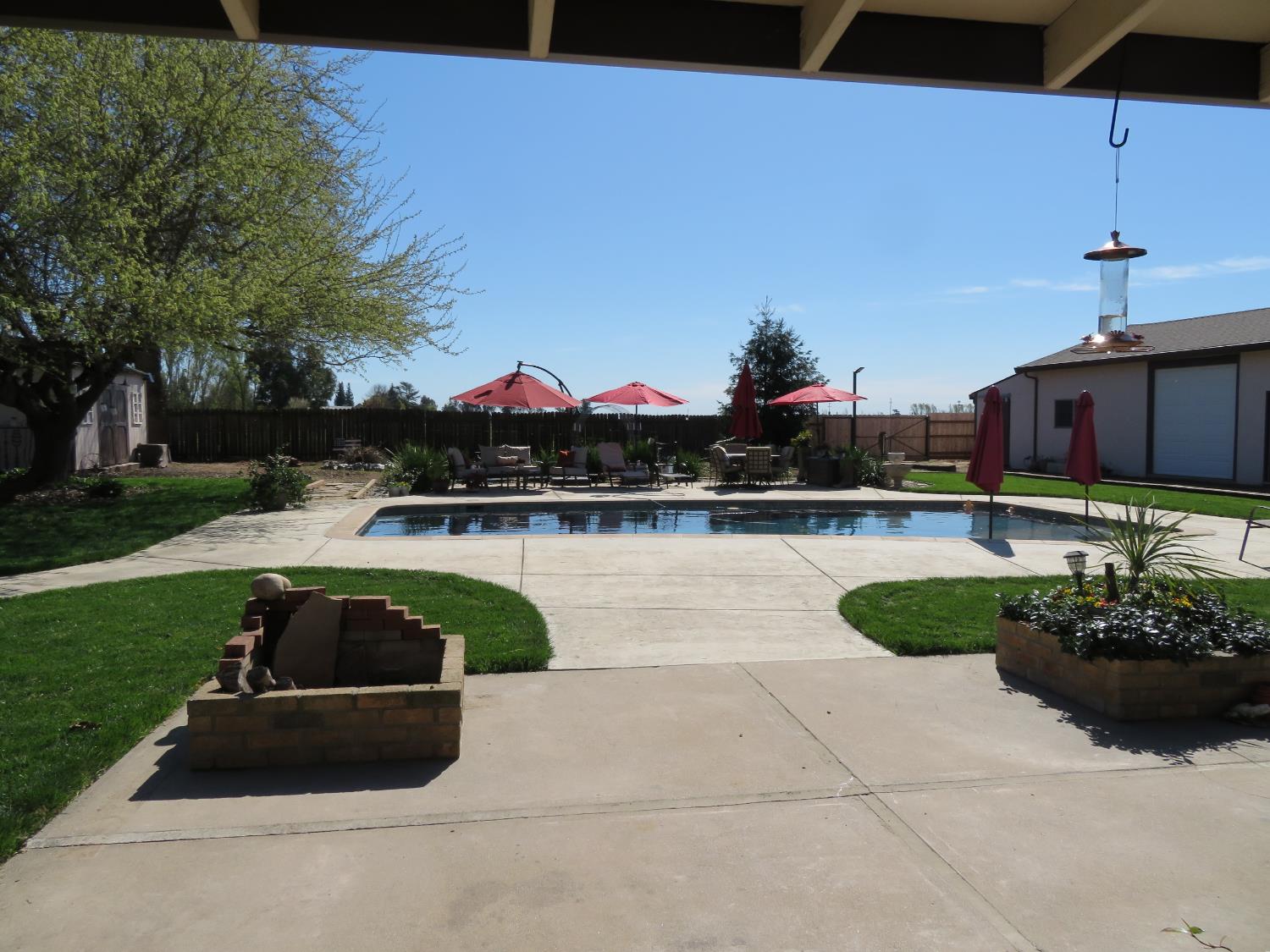 4900 Pleasant Valley Road