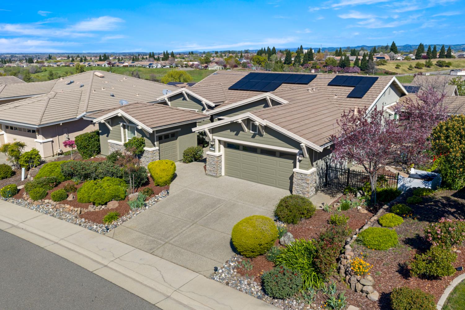2582 Kingfisher Lane