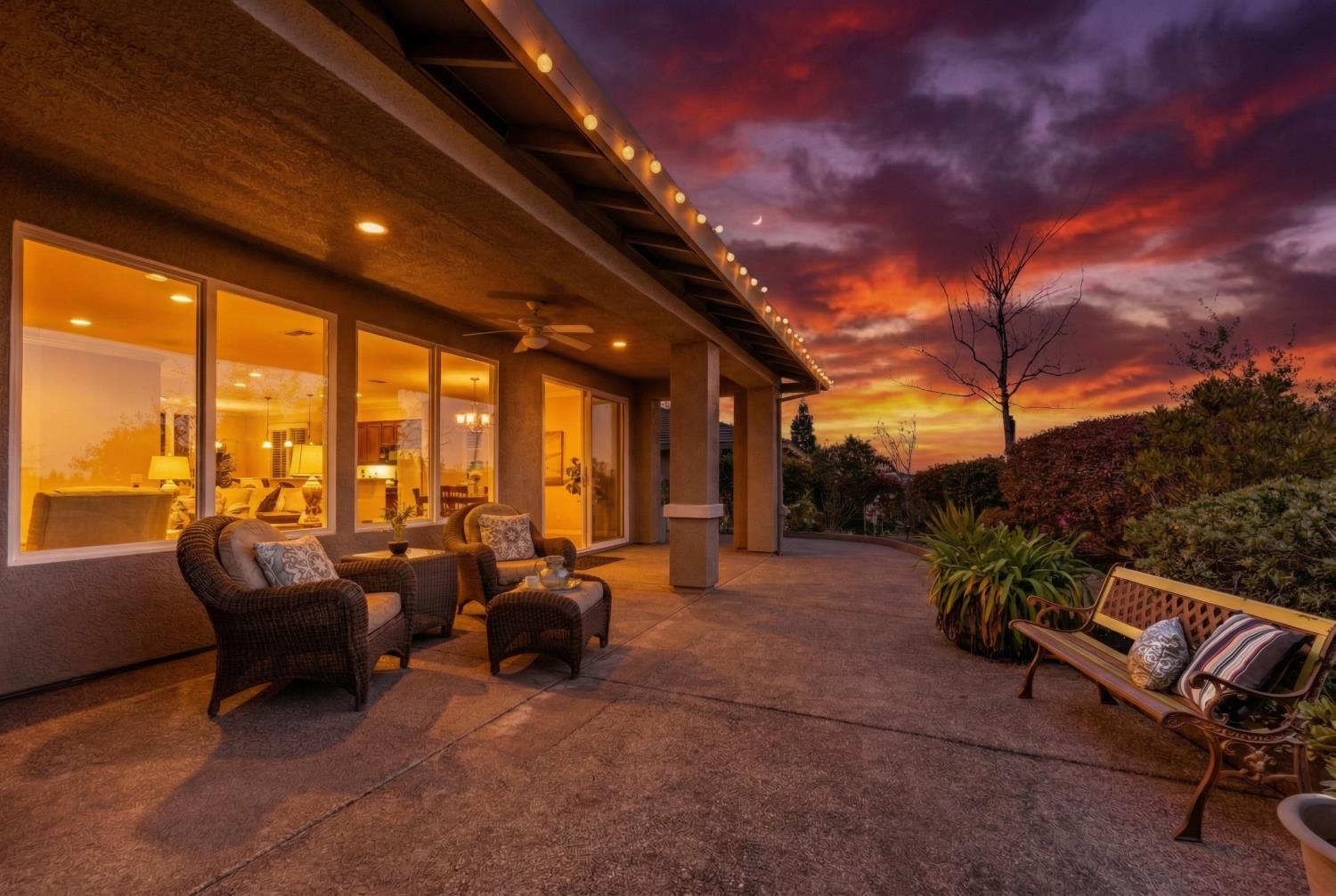 2582 Kingfisher Lane