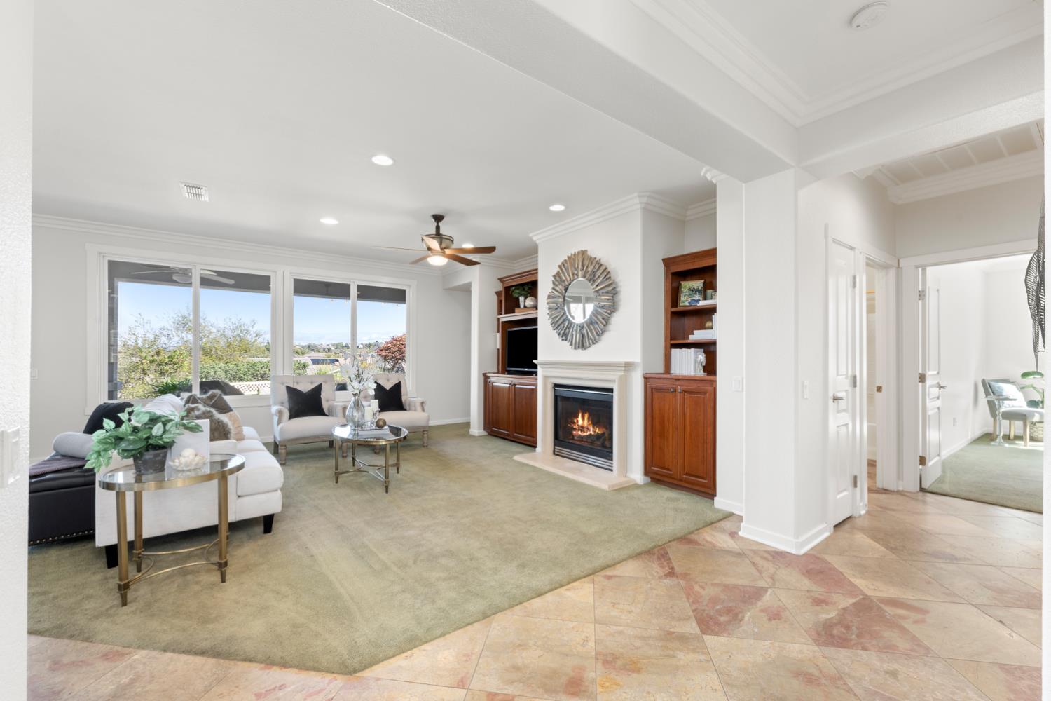 2582 Kingfisher Lane