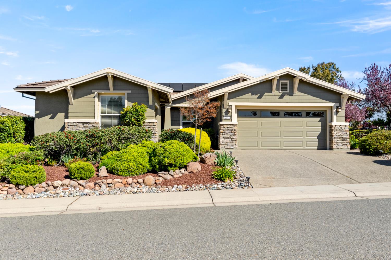 2582 Kingfisher Lane
