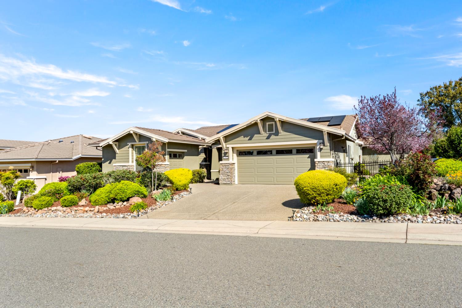 2582 Kingfisher Lane