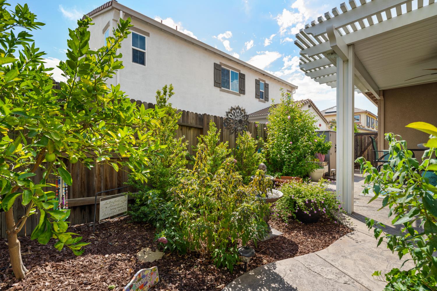 1834 Salerno Place