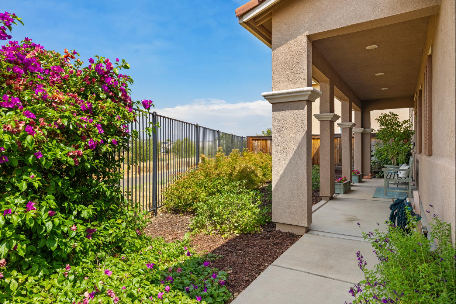 1834 Salerno Place