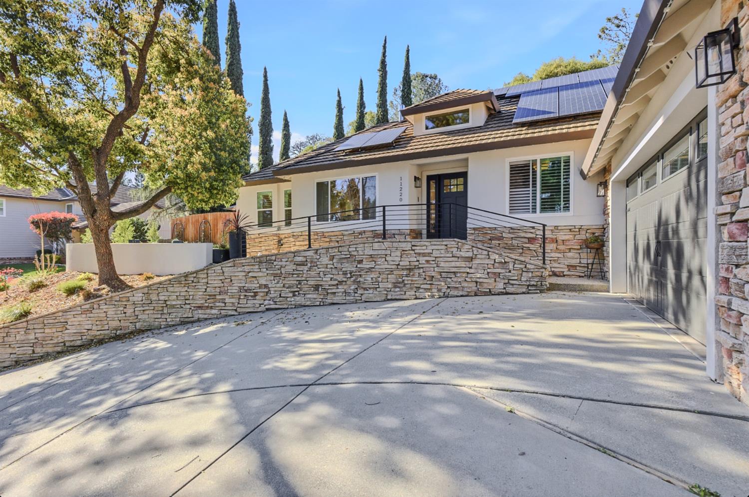 11220 Sunrise Ridge