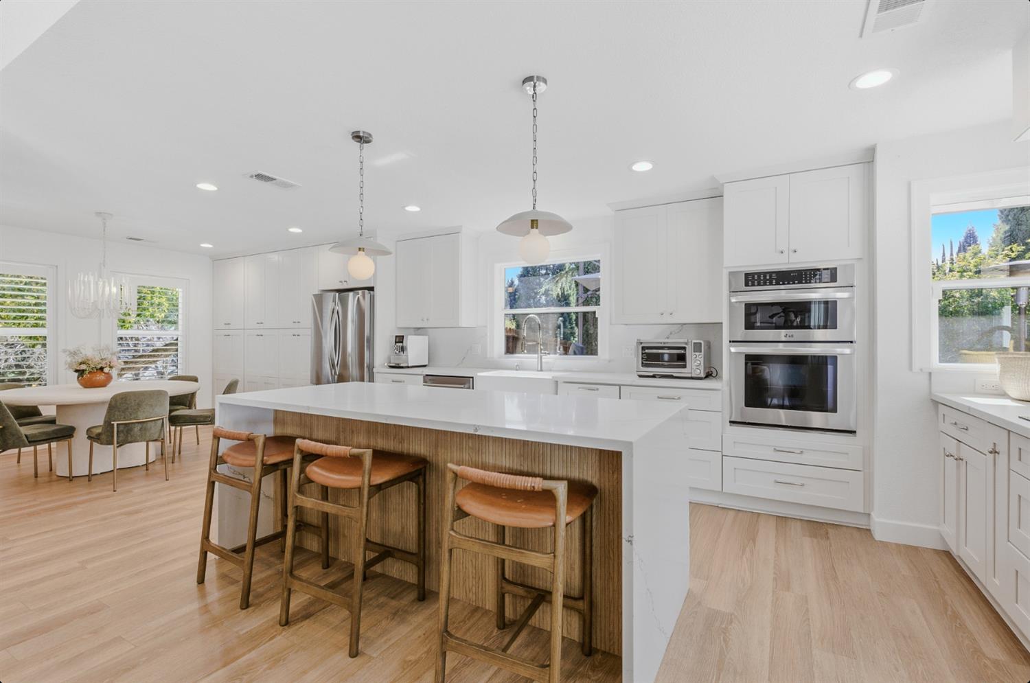 11220 Sunrise Ridge