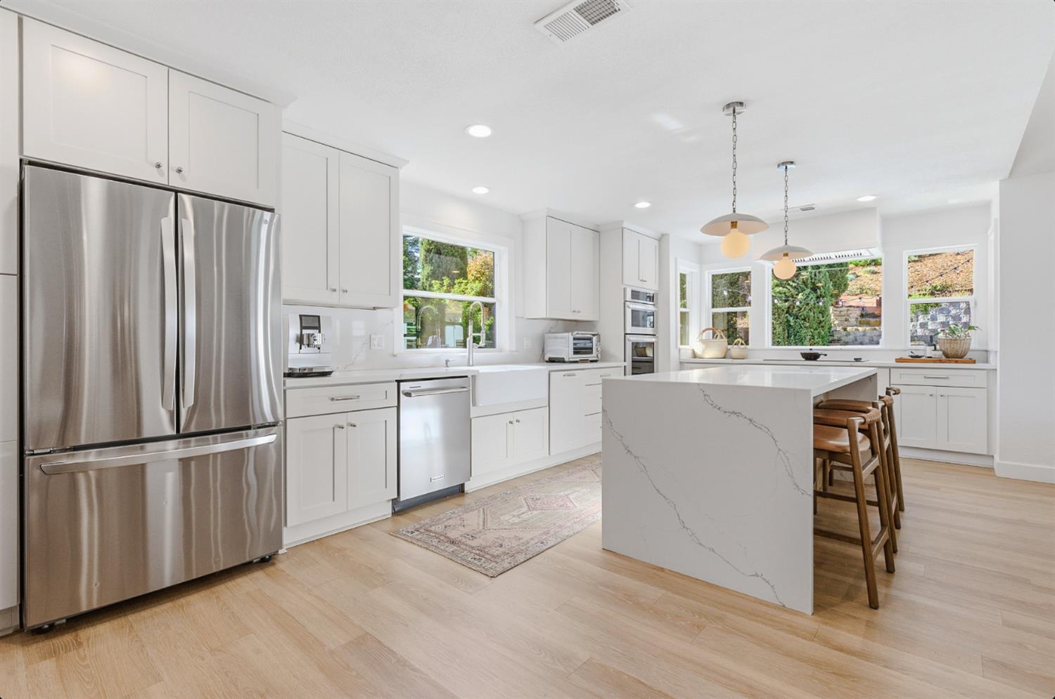 11220 Sunrise Ridge