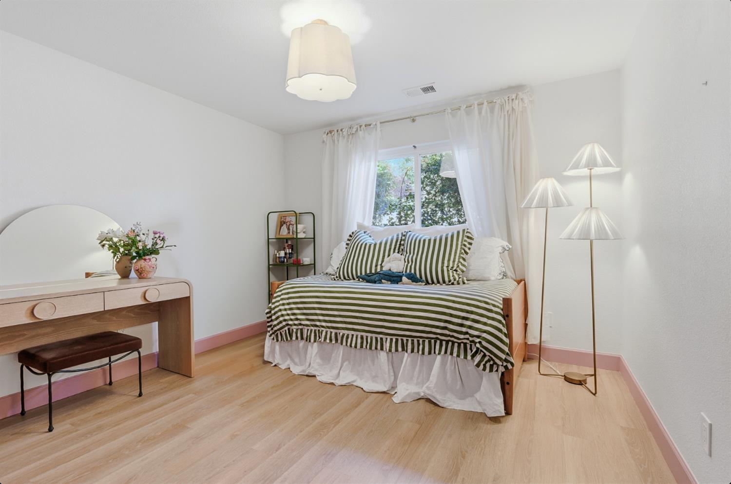 11220 Sunrise Ridge