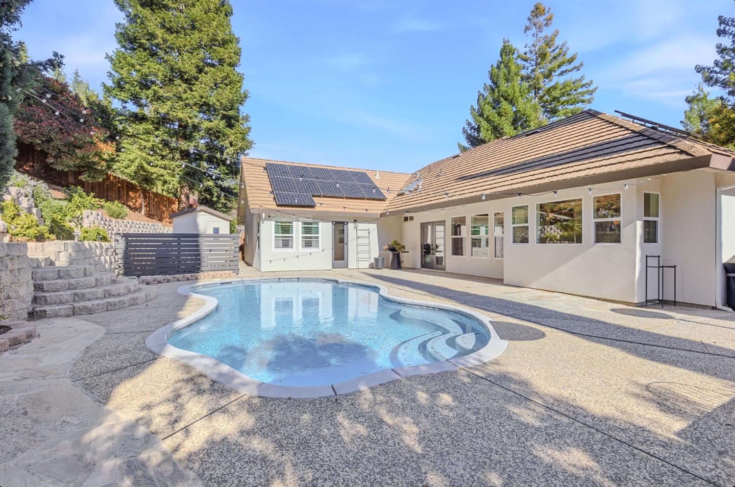 11220 Sunrise Ridge