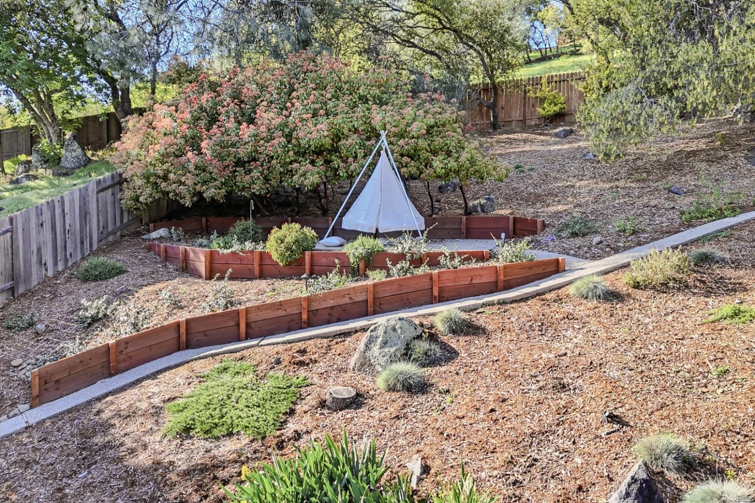 11220 Sunrise Ridge