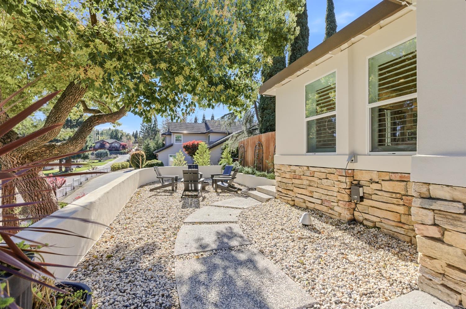 11220 Sunrise Ridge